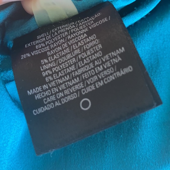 Elie Tahari Women's Tailored V-neck Sleeveless Dress - Picture 7 of 7